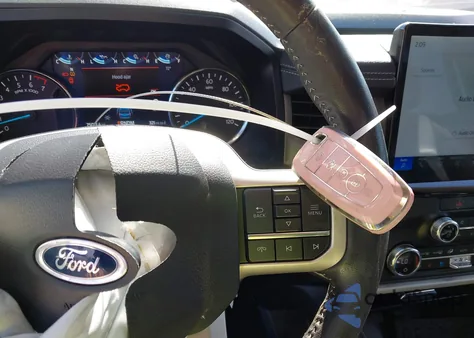 2022 Ford Expedition Xlt Max from USA, damaged, VIN 1FMJK1HT0NEA58327